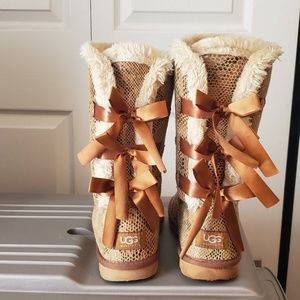 RARE! UGG Bailey Bow Snakeskin print